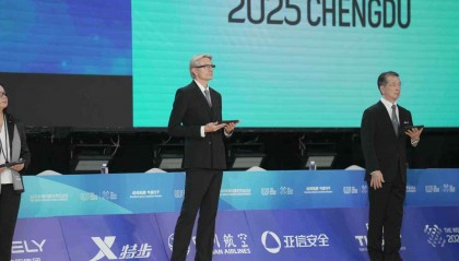 九头身裁判震惊自己世运会爆火 网友赞“法拉利老了还是法拉利”