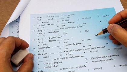 英语六级听力是英音还是美音？英语六级考试（CET-6）听力部分不仅包含美式英语，也包括英式英语