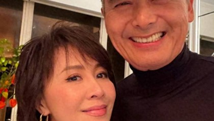 刘嘉玲晒周润发拍的梁朝伟，网友：法拉利镜头里的法拉利