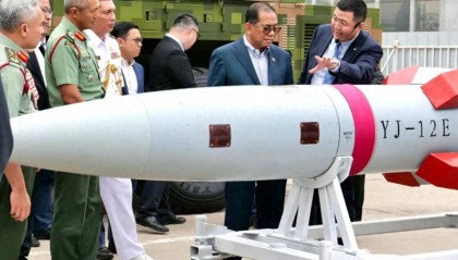 马来西亚防长访华首日，直奔4马赫的鹰击-12E，南亚国家或再添航母杀手？