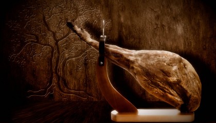 谁来操刀金字火腿？