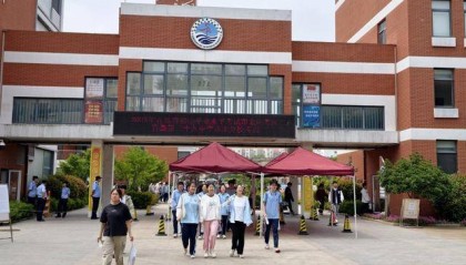 读文言文写英语作文，中考英语“玩跨界”