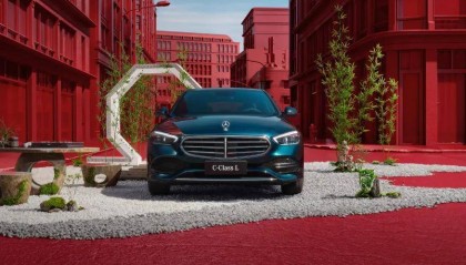 奔驰，净利暴跌69%！