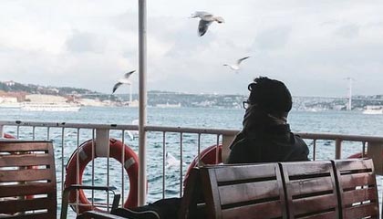 驰宏锌锗股价小幅上涨 成交额达2.38亿元