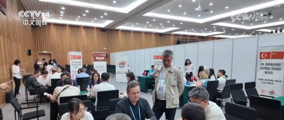 “小商品”闯出“大市场” 多元形式助力外贸企业精准触达海外市场