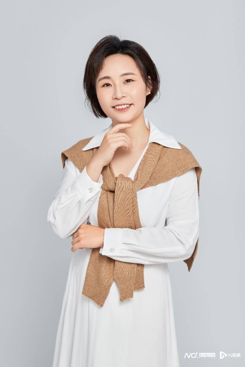 一名会划龙舟的英语老师能给学生带来什么？