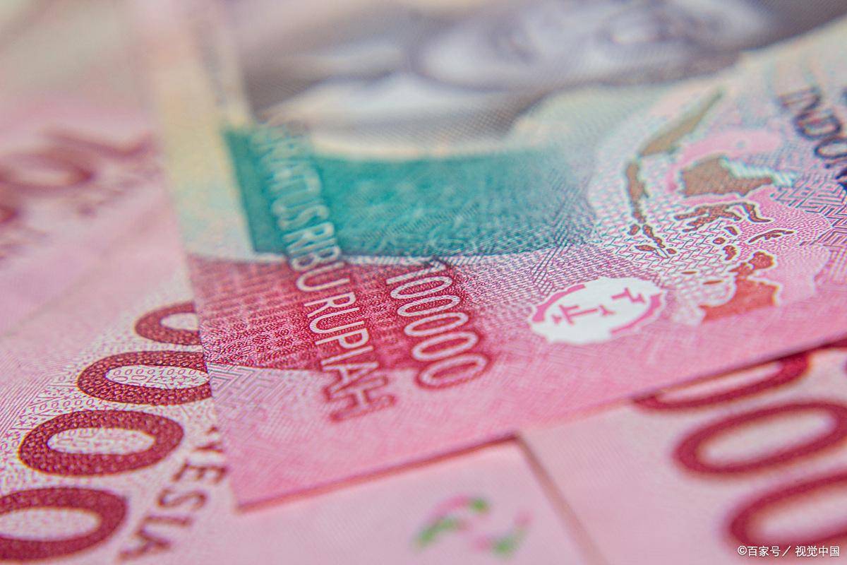 一斤钱100块多少人民币