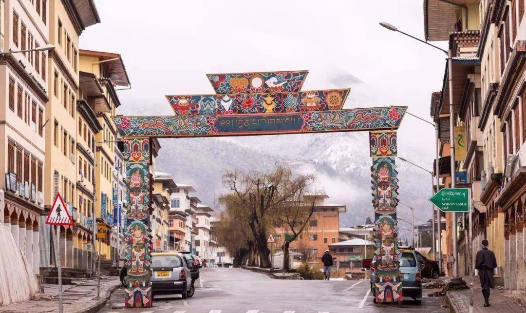 亚洲最穷国家物价曝光:在市集上,10块钱人民币能买到什么?