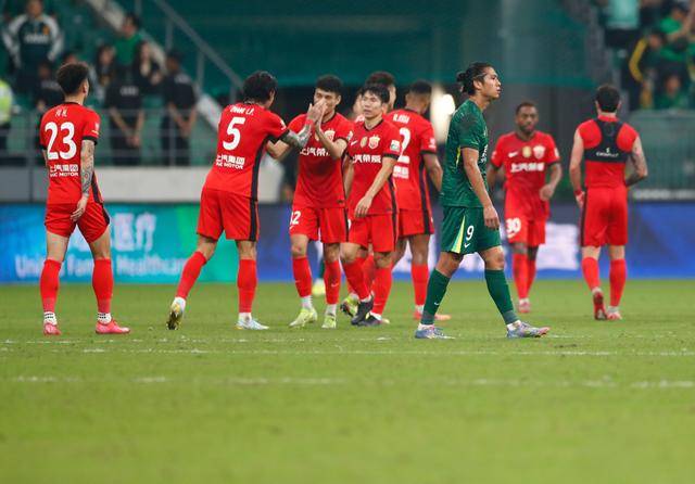 观察：当无脑进攻变身实惠足球，穆斯卡特展现战术大师功力，海港夺冠还有戏？