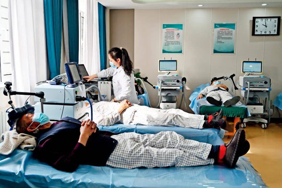 这个门诊被年轻人涌入，“有医院误诊率高达90％”