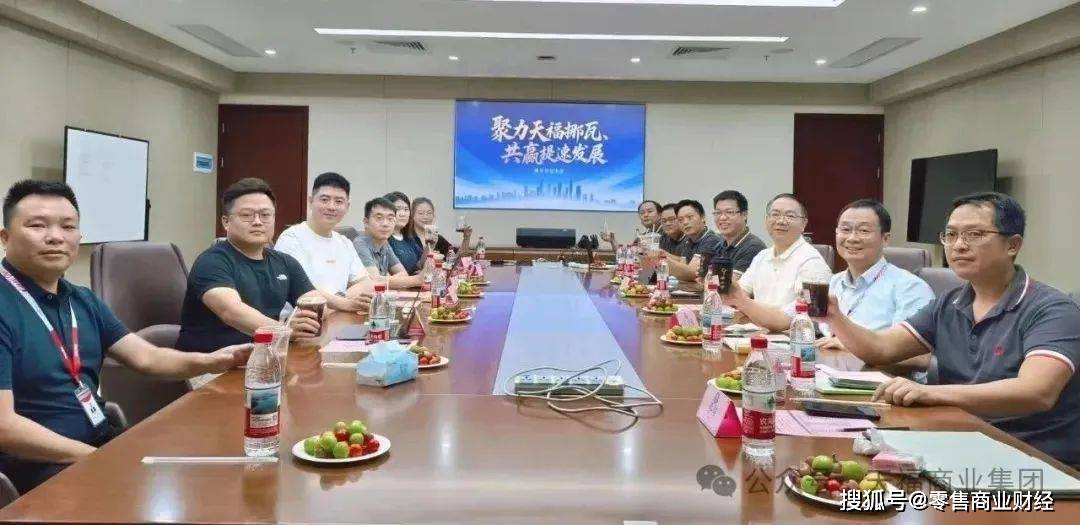 锅圈计划开出机器人现炒门店