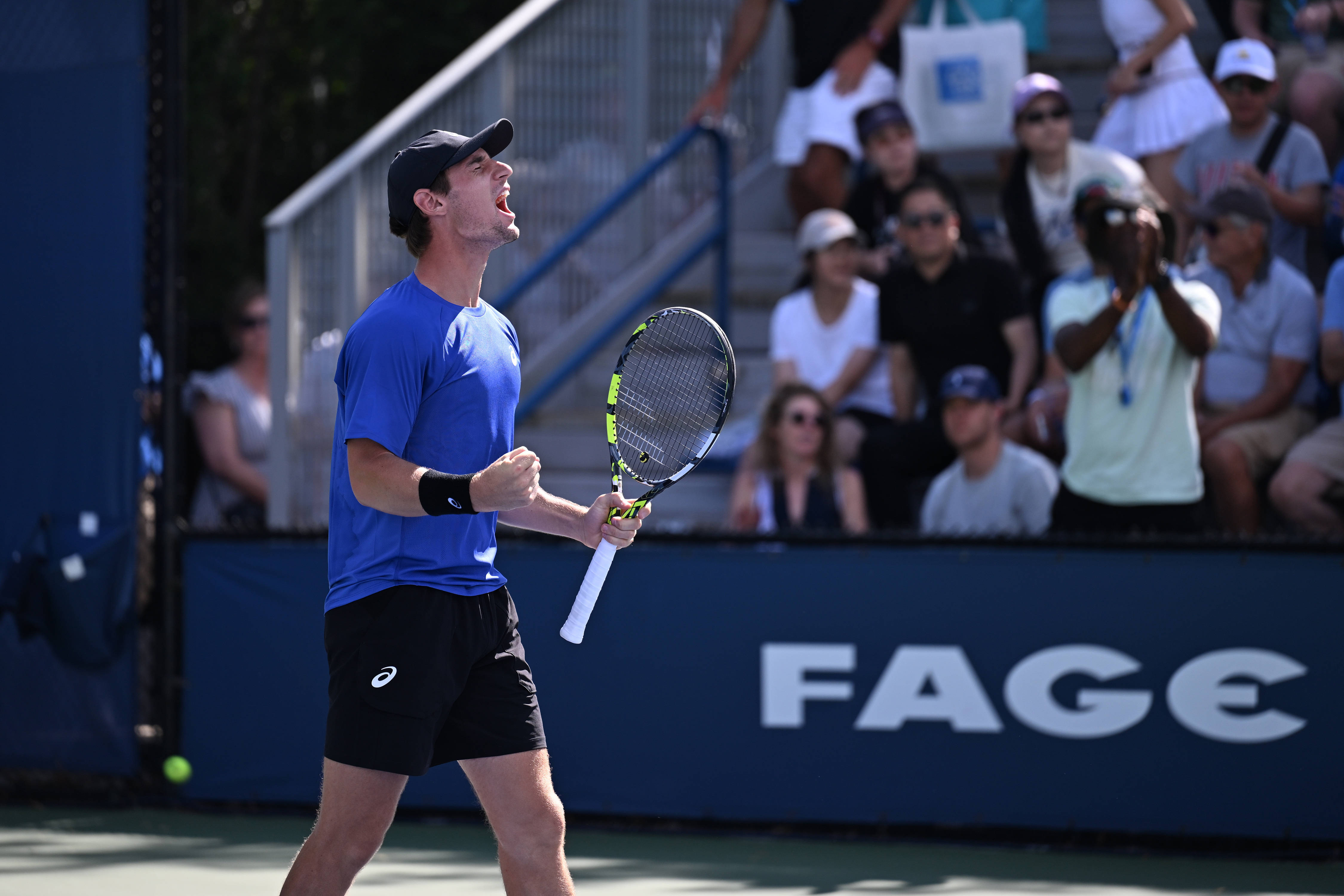 （体育）网球——美网：布云朝克特止步首轮