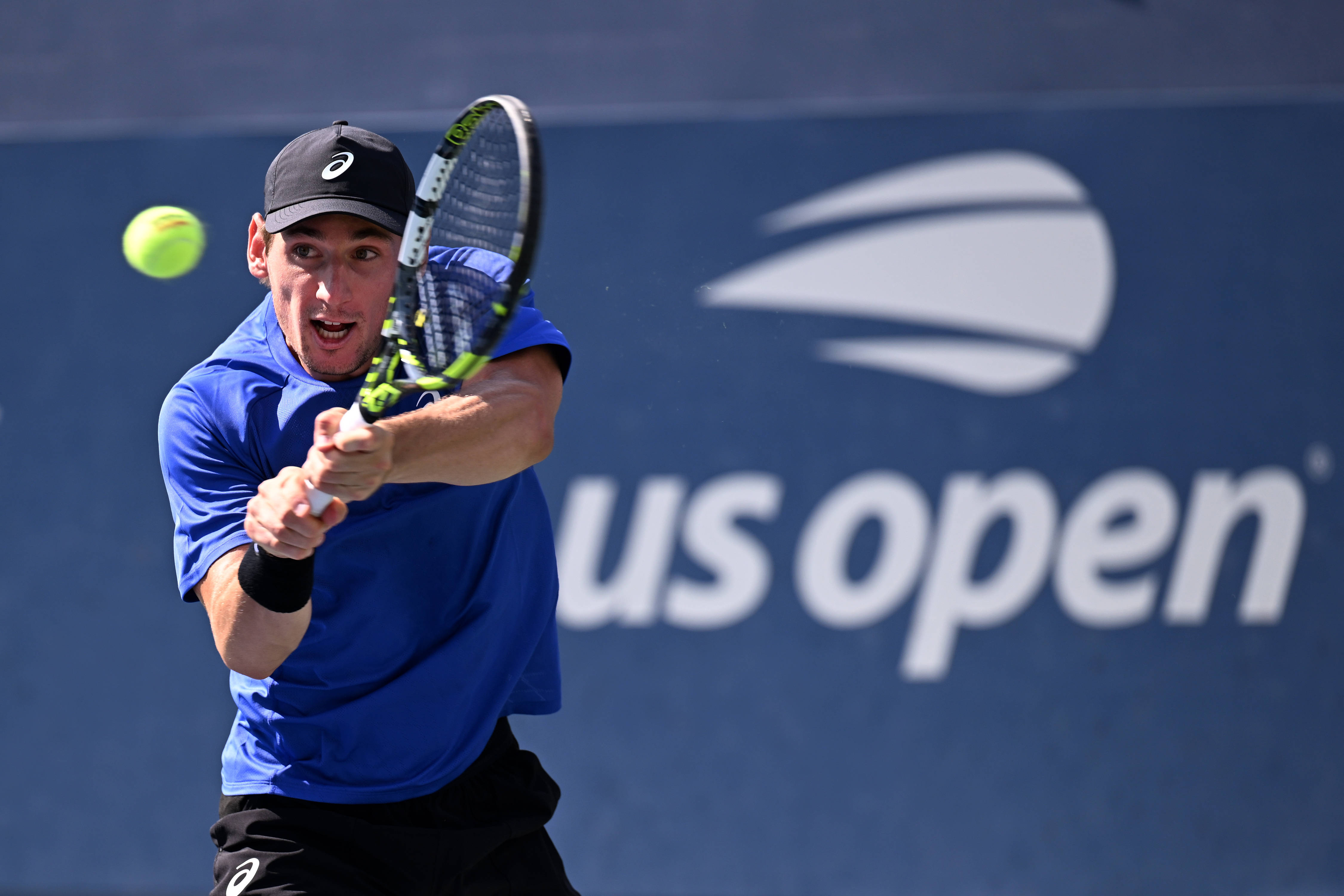 （体育）网球——美网：布云朝克特止步首轮