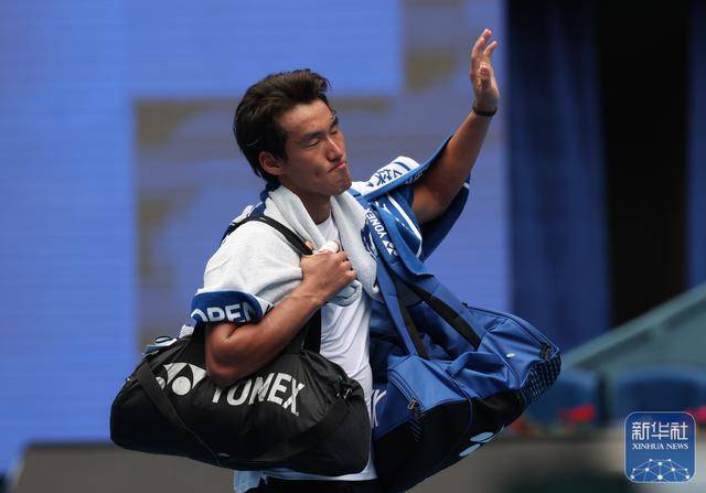 体育｜中网：布云朝克特无缘男单第二轮