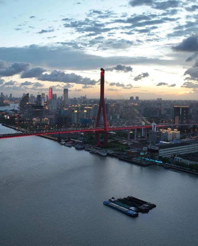 上海新江湾城鑫湾甲邸【新房热搜中】上海鑫湾甲邸楼盘价格，户型评价，最新网址