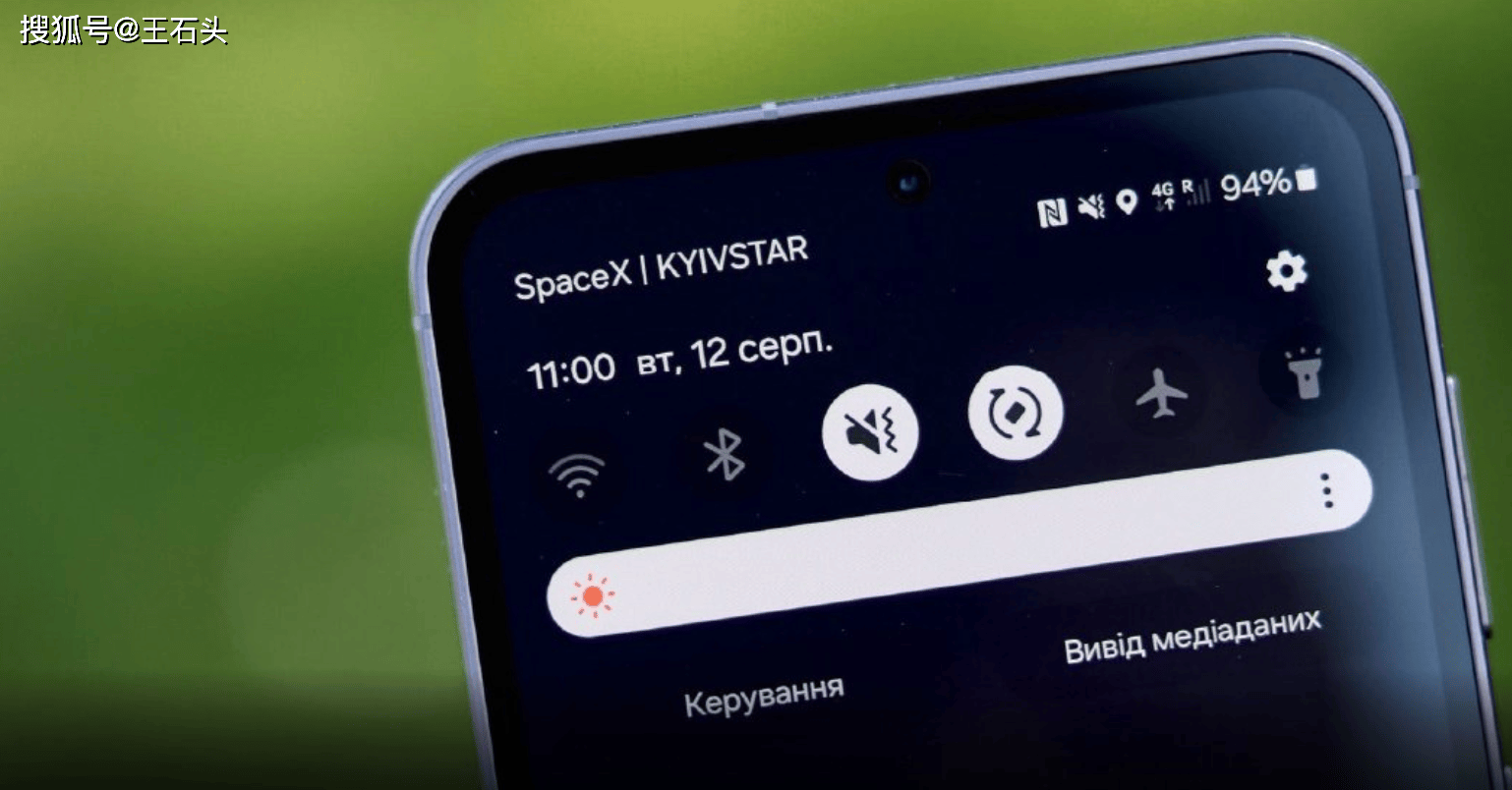 星链用户破千万，地球装不下马斯克了，马上要去太空开热点！